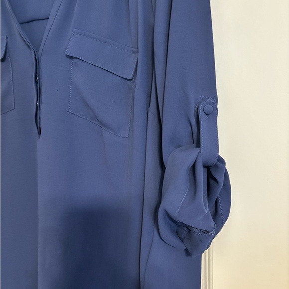 Navy Blue Torrid Semi-Sheer Roll-Tab Sleeve Blouse, Size 0. - Picture 5 of 6
